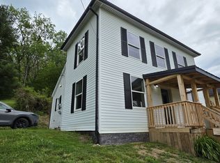 26 Mason St, Glouster, OH 45782