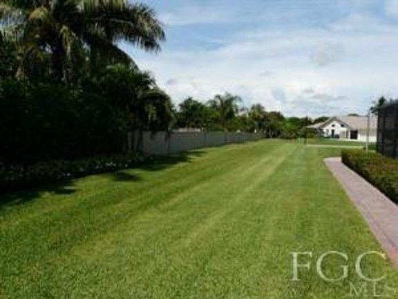 3rd image of 5271 Westminster Dr