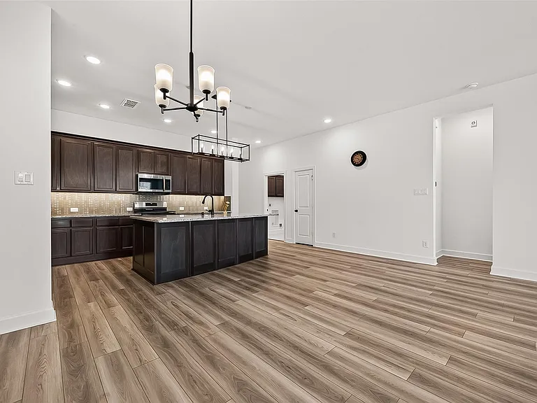 234 Amaranth Way — Photo 13