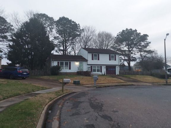 3rd image of 1029 Bowling Green Trl