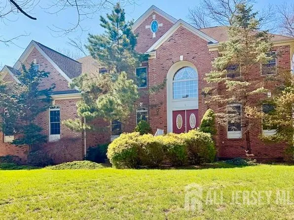 1 Schindler Ln, Monroe Township, NJ 08831