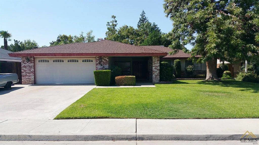3 bed, 2138 sqft, $2,500 — Photo 1