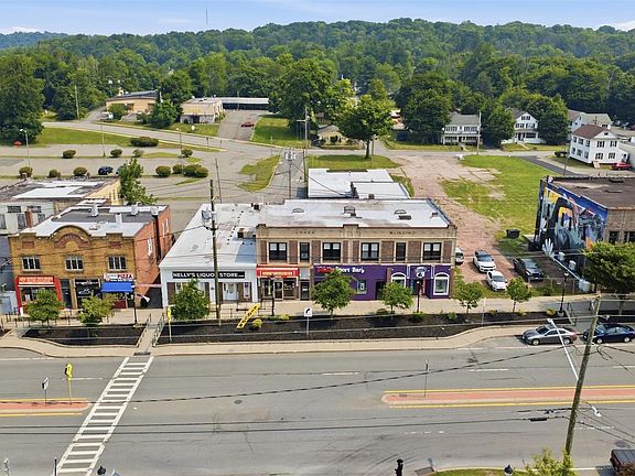 3rd image of Broadway