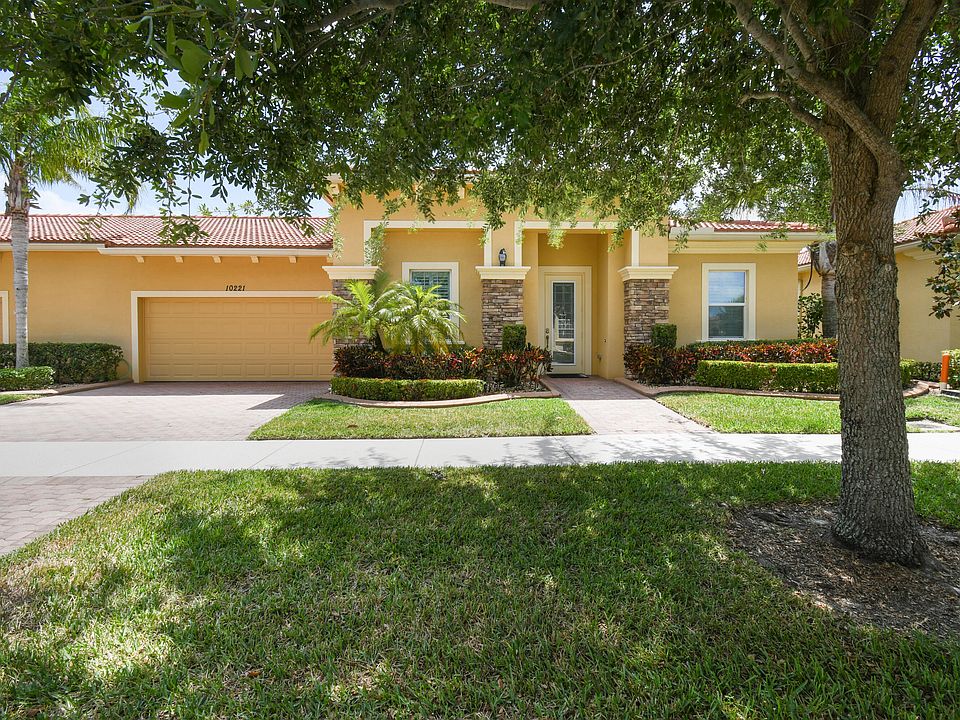 1st image of 10221 SW Ambrose Way Way