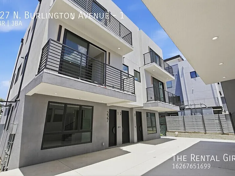 227 N Burlington Ave #1 — Photo 31