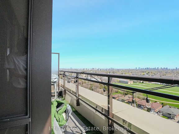 4th image of 1060 Sheppard Ave W #Penthouse 4
