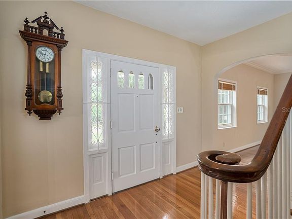 4th image of 1118 Overbrook Dr