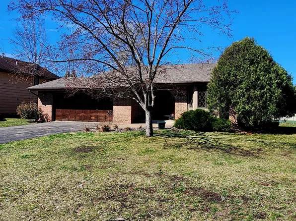 7525 Colorado Ave N, Brooklyn Park, MN 55443