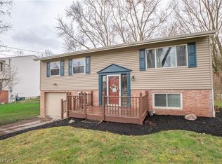 1423 Copley Meadows Dr, Akron, OH 44321