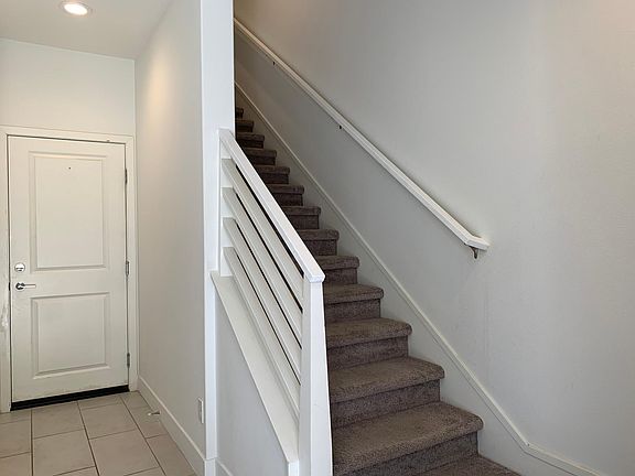 5th image of 15916 Ellington Way