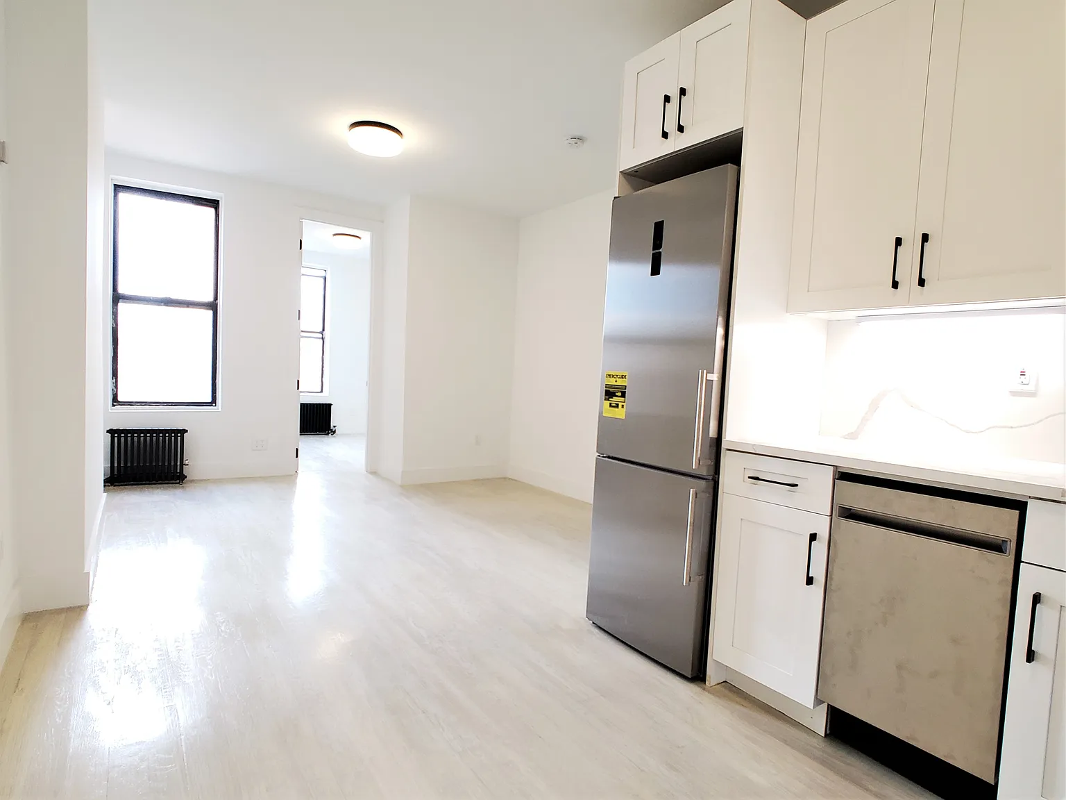 750 Washington Avenue — Photo 2