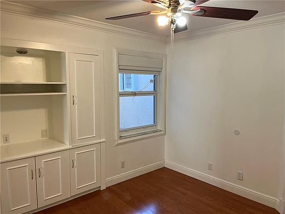 4th image of 1340 Bay Ct