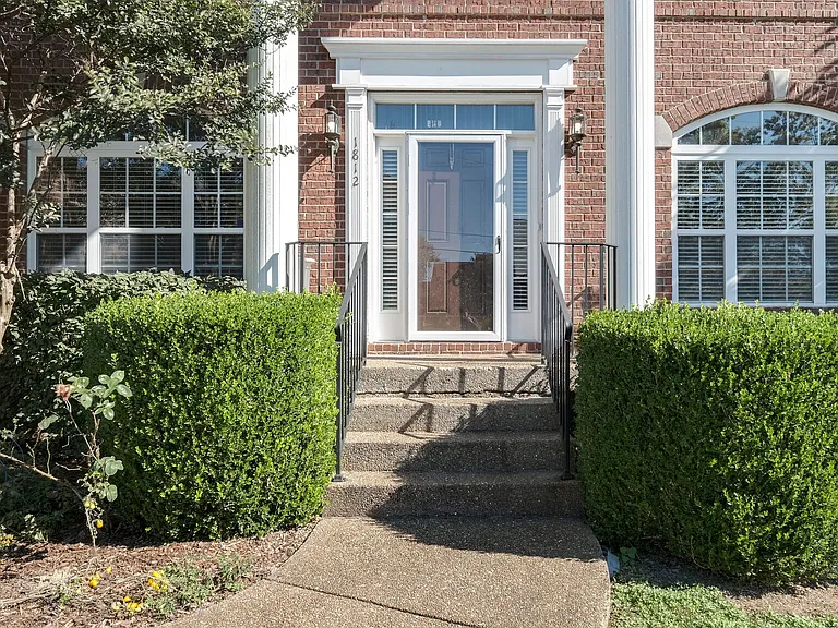 1812 Apple Ridge Cir — Photo 4