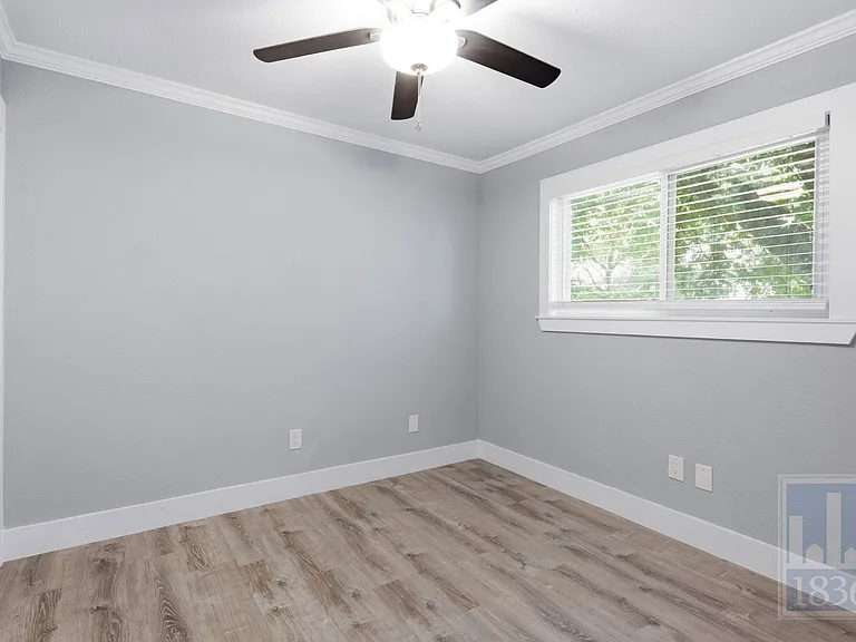 1103 Booker Ave #A — Photo 13