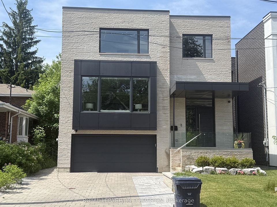 1st image of 414 Glengarry Ave