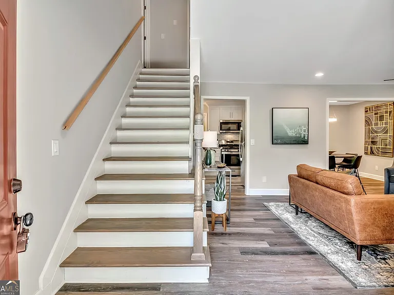 2145 Lindley Ln NW — Photo 8
