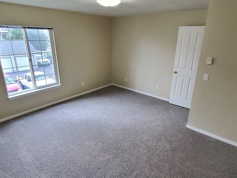 Parkwood Pointe Apartments — Photo 56