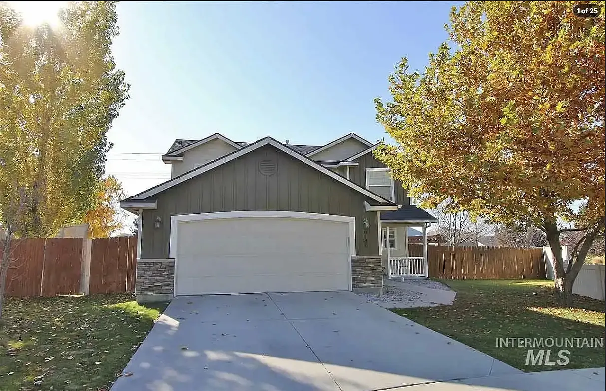 3 bed, 2.5 bath, 1750 sqft, $2,500 — Photo 1