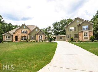 25 Long Point Ln, Sharpsburg, GA