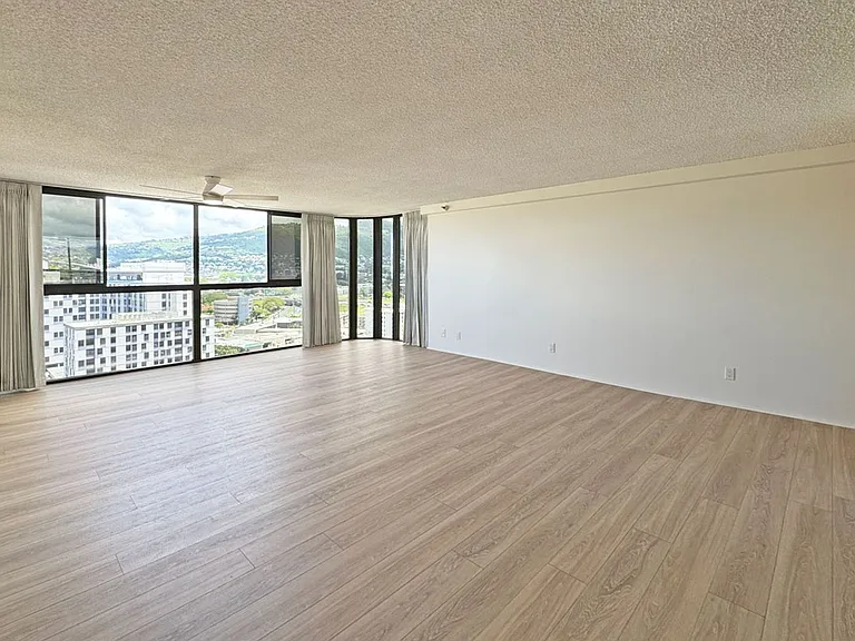 2724 Kahoaloha Ln #2007 — Photo 4