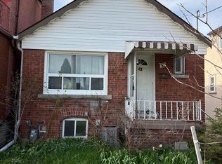 32 Belgravia Ave, Toronto, ON M6E 2M5