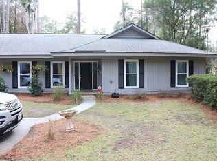 6 Holemark Ln, Savannah, GA 31411