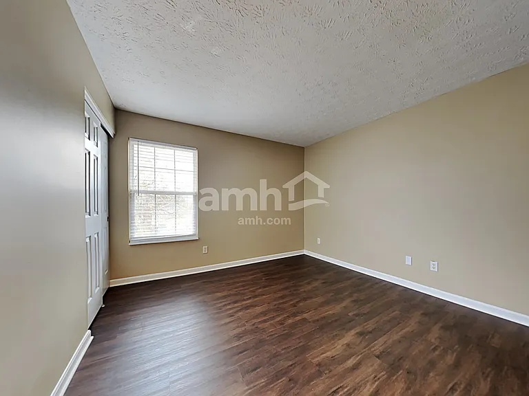 699 Thornton Dr — Photo 14
