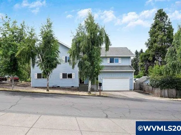 251 Fairview St, Silverton, OR 97381