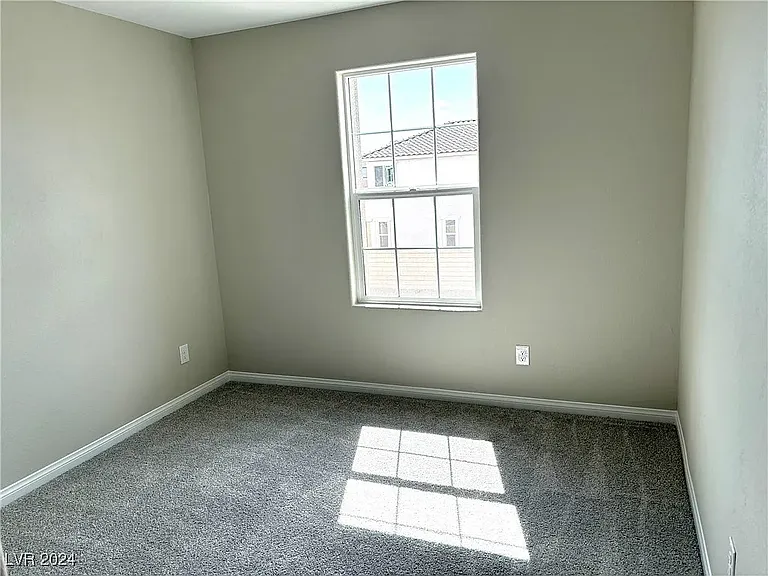 10334 Apefly St — Photo 25