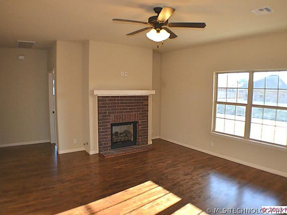 3rd image of 20834 E 32nd Pl