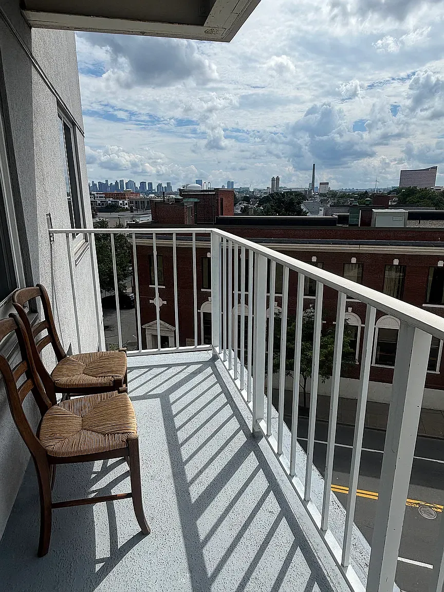 2 bed, $2,500 — Photo 4
