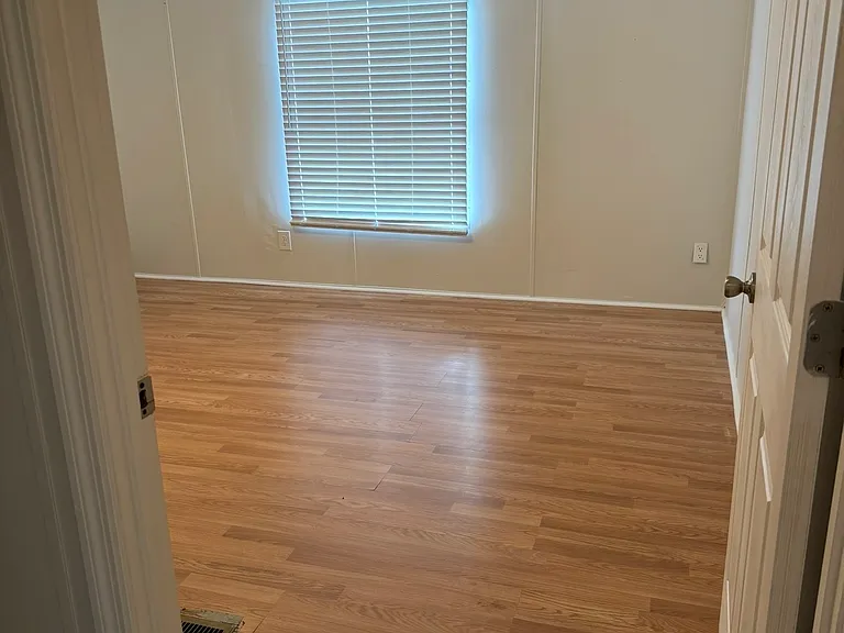 1608 Old River Rd — Photo 11