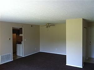 2nd image of 126 Blue Creek Ct