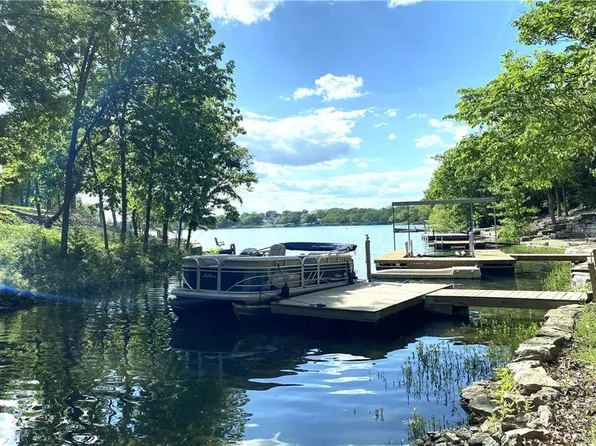 25 Rose Marie Ln, Linn Valley, KS 66040