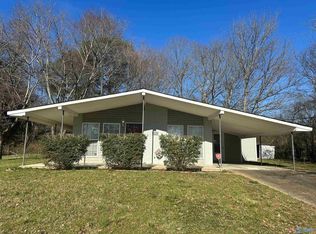 2502 Vining Cir NW, Huntsville, AL 35810