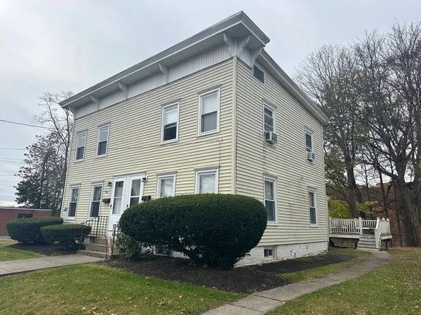 40 Crane Ave, Westfield, MA 01085