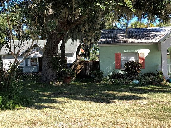 2nd image of 1709 Magnolia St