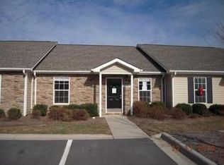 3261 Hyde Place Cir, Winston Salem, NC 27103