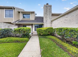 2340 Woodland Park Dr #113, Houston, TX 77077