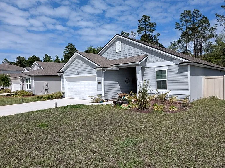 248 Zancara St — Photo 2