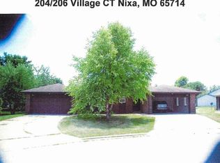 204 Village Ct, Nixa, MO 65714