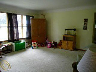 3rd image of 19630 Sunnyside St