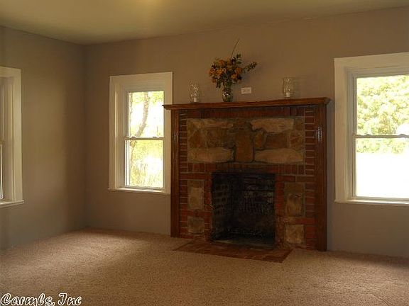 5th image of 611 Grandview Hts