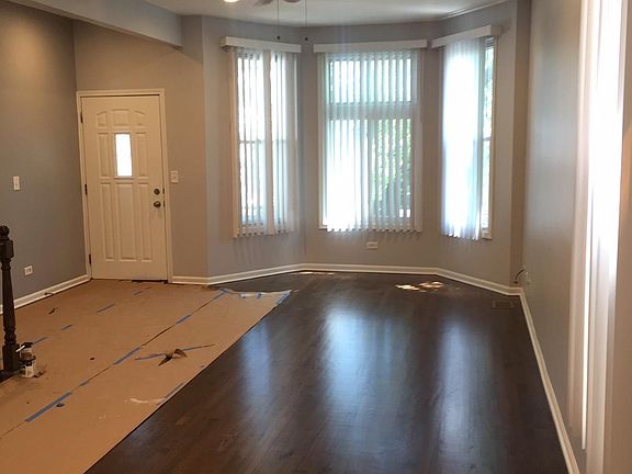 3rd image of 2920 N Talman Ave #1