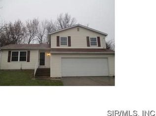 413 Chula Vista Dr, Belleville, IL 62221