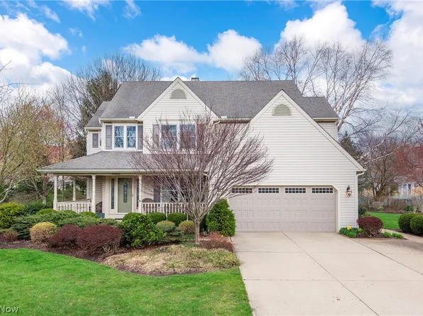 35602 Livingston Dr, Avon, OH 44011