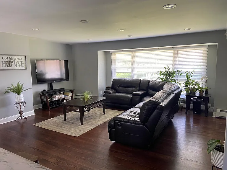 3300 Decker Pl — Photo 16