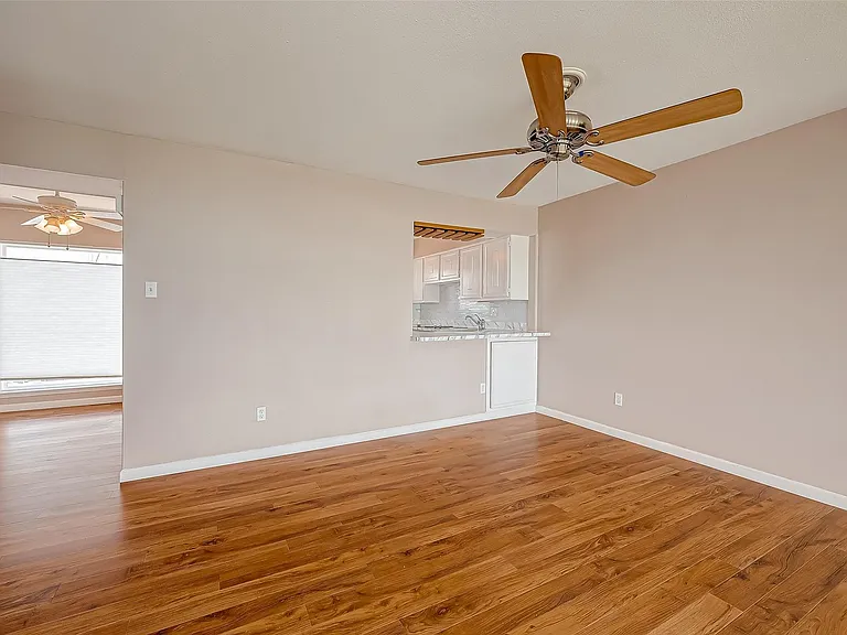 10 Mariner Village Dr — Photo 14