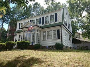 514 Weld St, West Roxbury, MA 02132