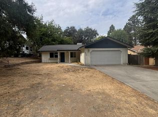 49702 Pierce Dr, Oakhurst, CA 93644